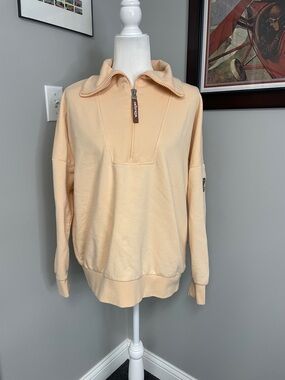 Wanakome Womens peach quarter zip sweatshirt peach orange size Medium